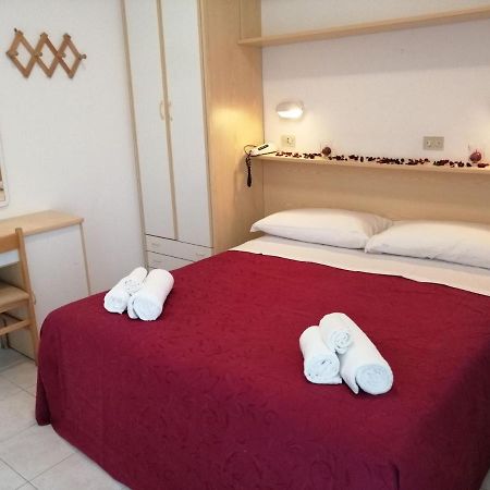 Hotel Alba ริมินี ภายนอก รูปภาพ