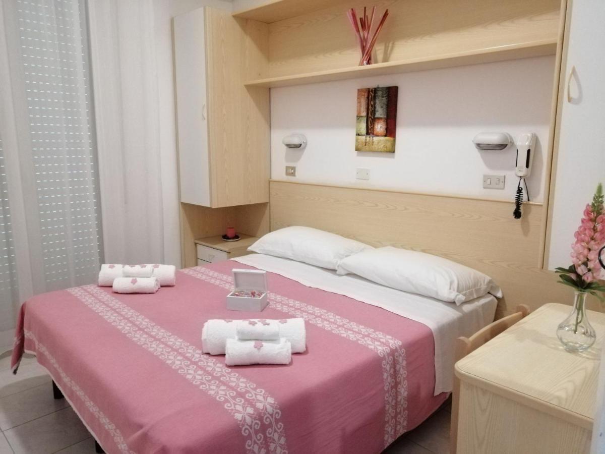 Hotel Alba ริมินี ภายนอก รูปภาพ